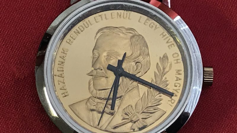 Vorosmarty Base 002-3509